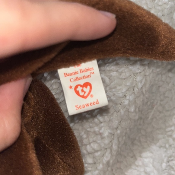 RARE 1996 Original Retired Seaweed The Otter TY Beanie Baby with Tag Errors